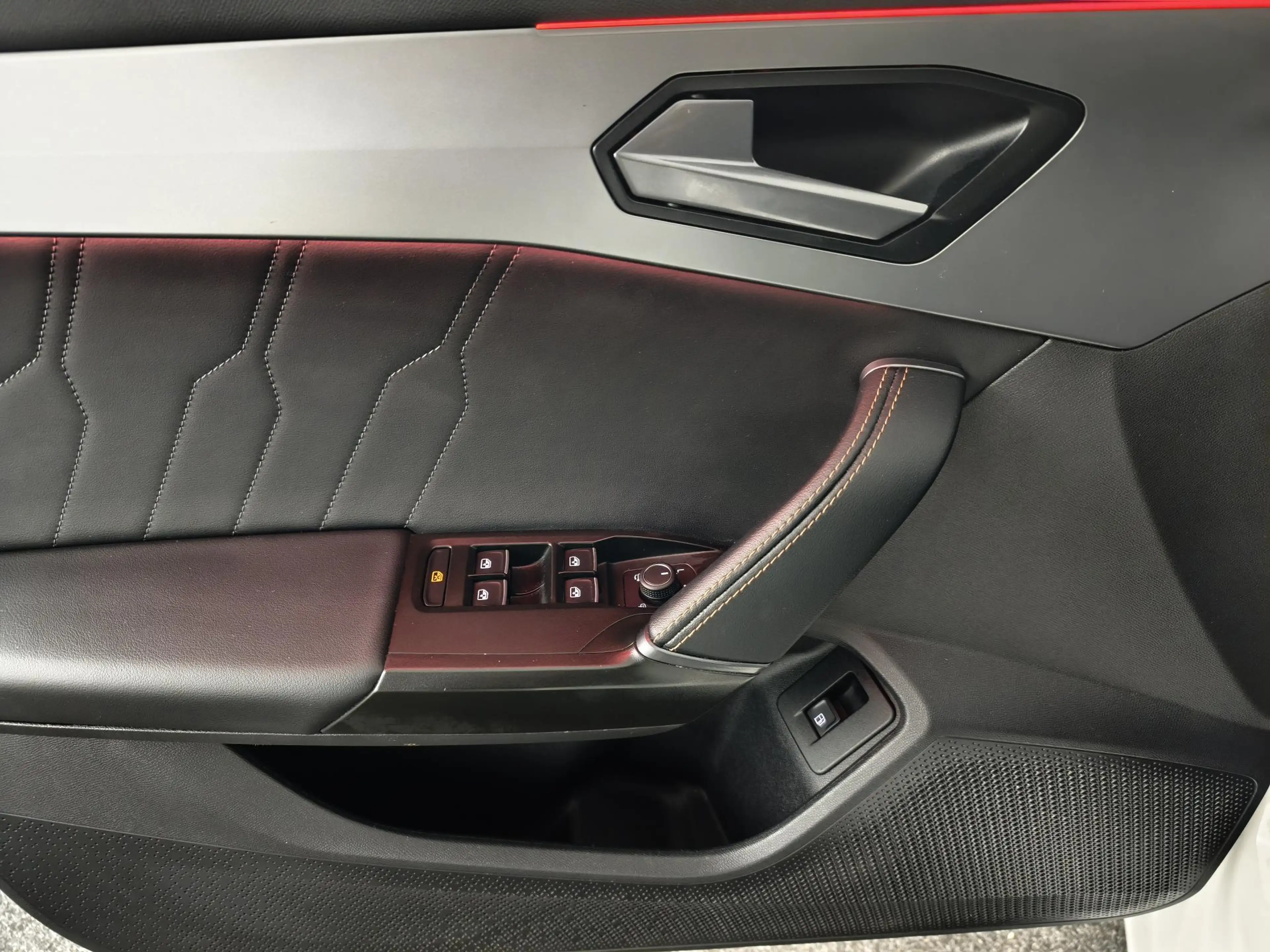 CUPRA Leon Sportstourer 1.4 e-Hybrid Business | Camera | Navi — photo 28