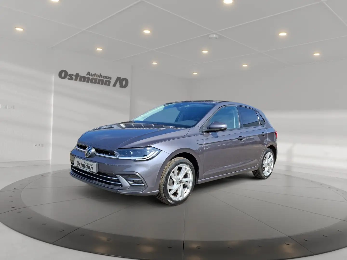Volkswagen Polo VI 1.0 TSI Style Matrix RFK Climatr Navi Grau - 1