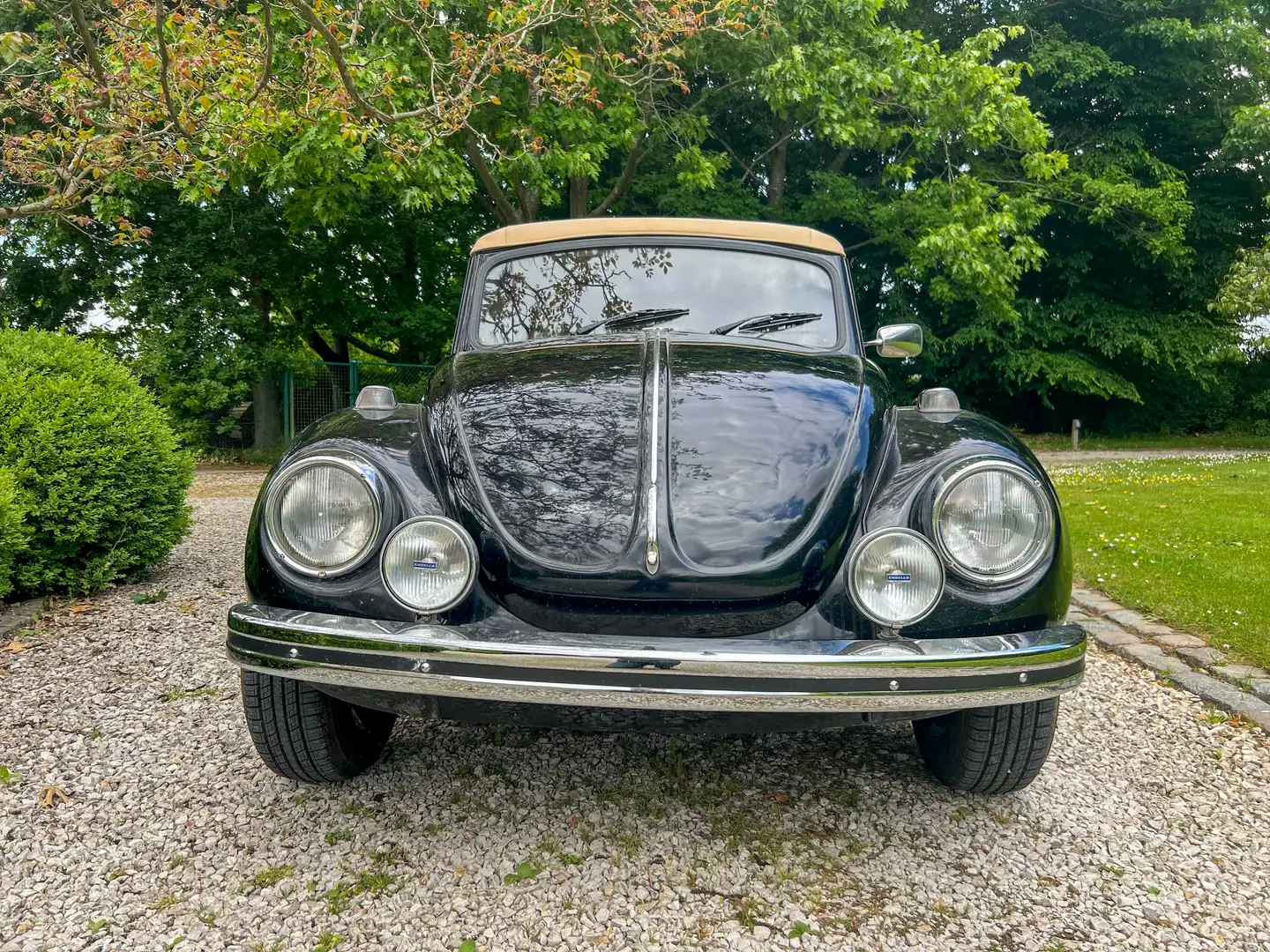 Volkswagen Coccinelle Cabriolet Karmann Schwarz - 2