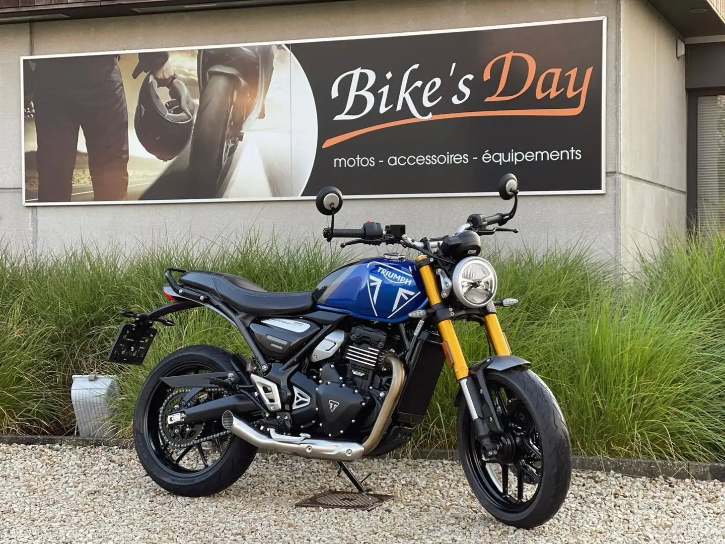Triumph Speed 400 Blauw - 1