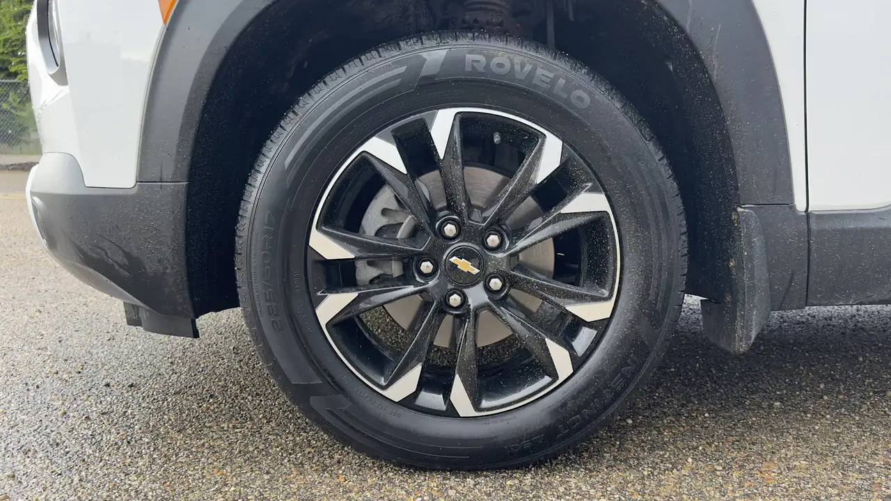 Chevrolet Trailblazer photo Chevrolet Trailblazer