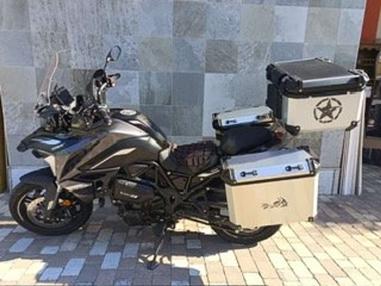 Benelli TRK 702