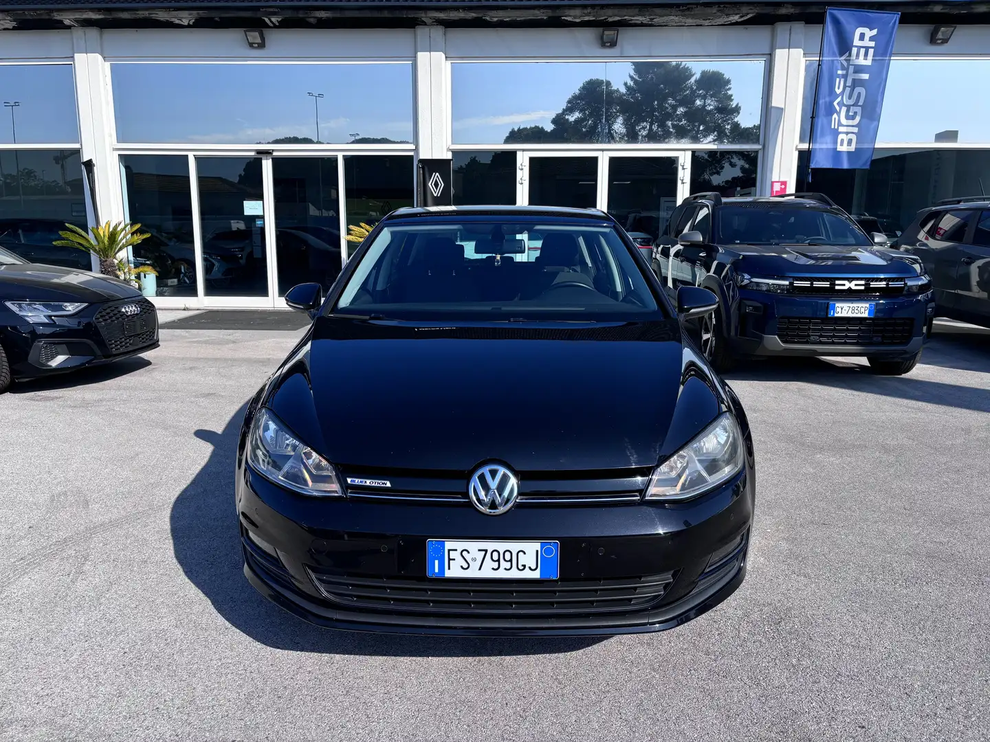 Volkswagen Golf Golf 5p 1.4 tgi Comfortline "Metano" Nero - 2