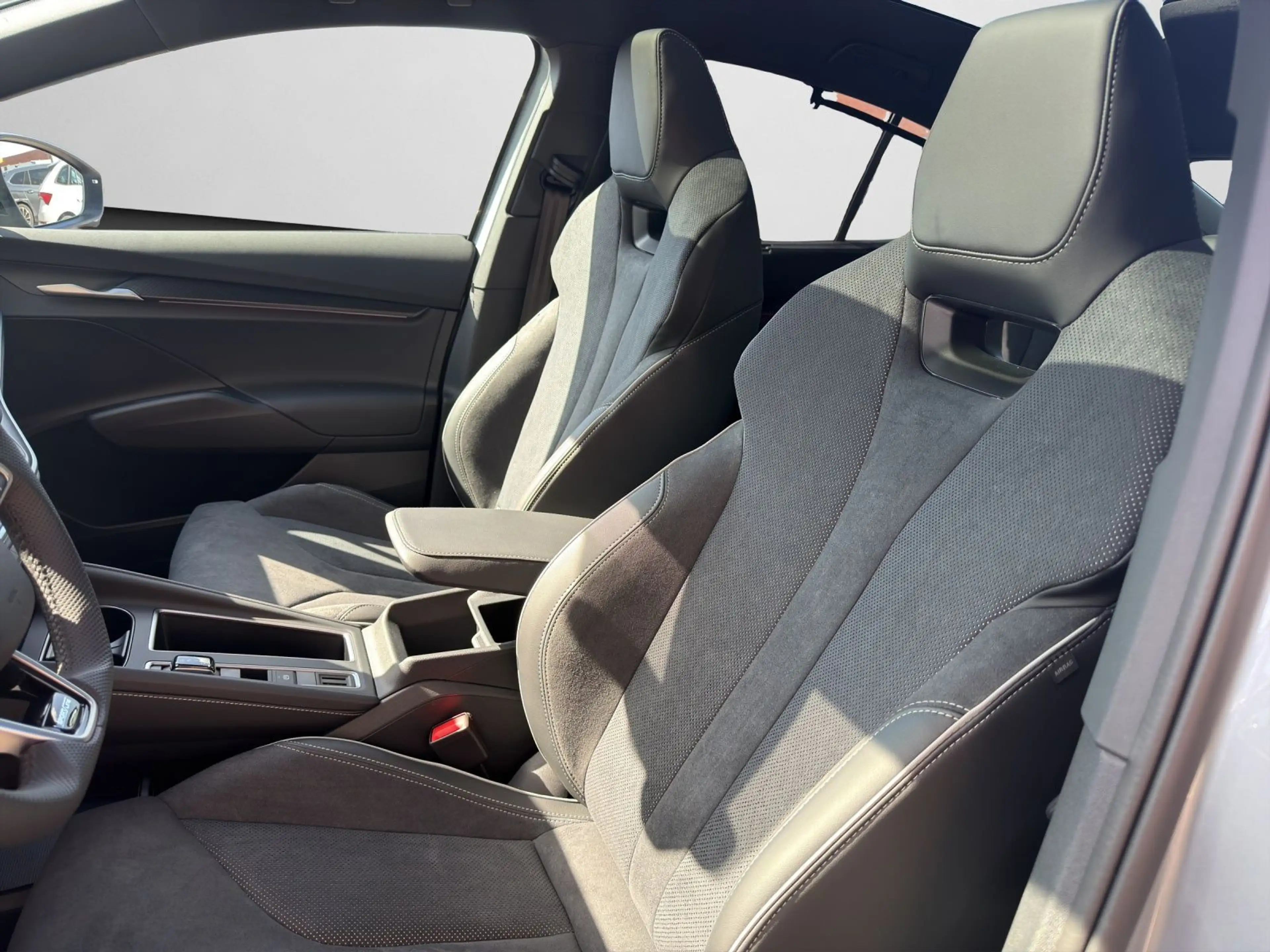 Skoda Enyaq Coupé 85 Sportline 82 kWh Batterie Motor 2 — photo 10