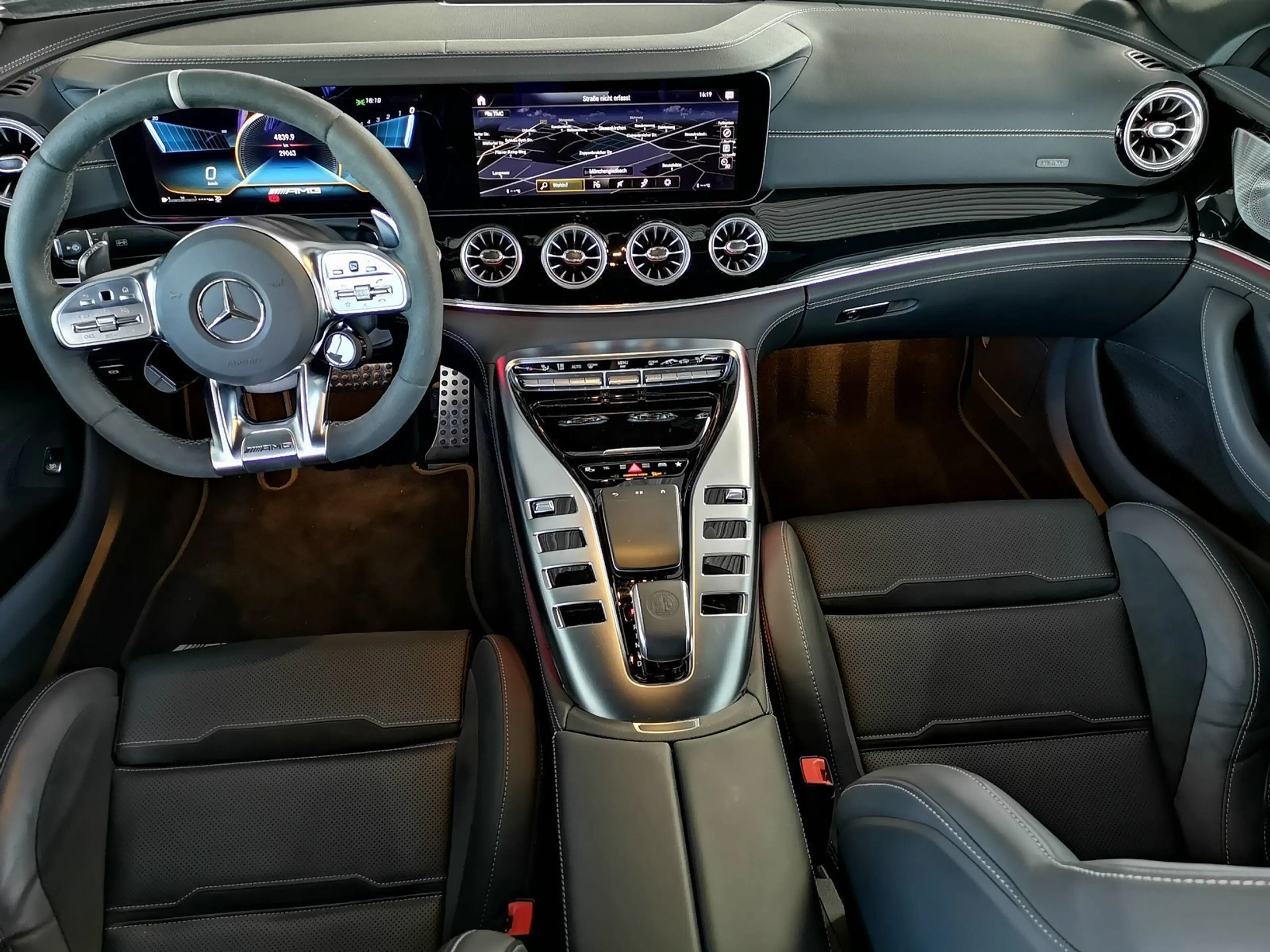Mercedes-Benz AMG GT GT 63 S 4M+PERFORMANCE SITZE+360+BURMESTER+H — photo 14