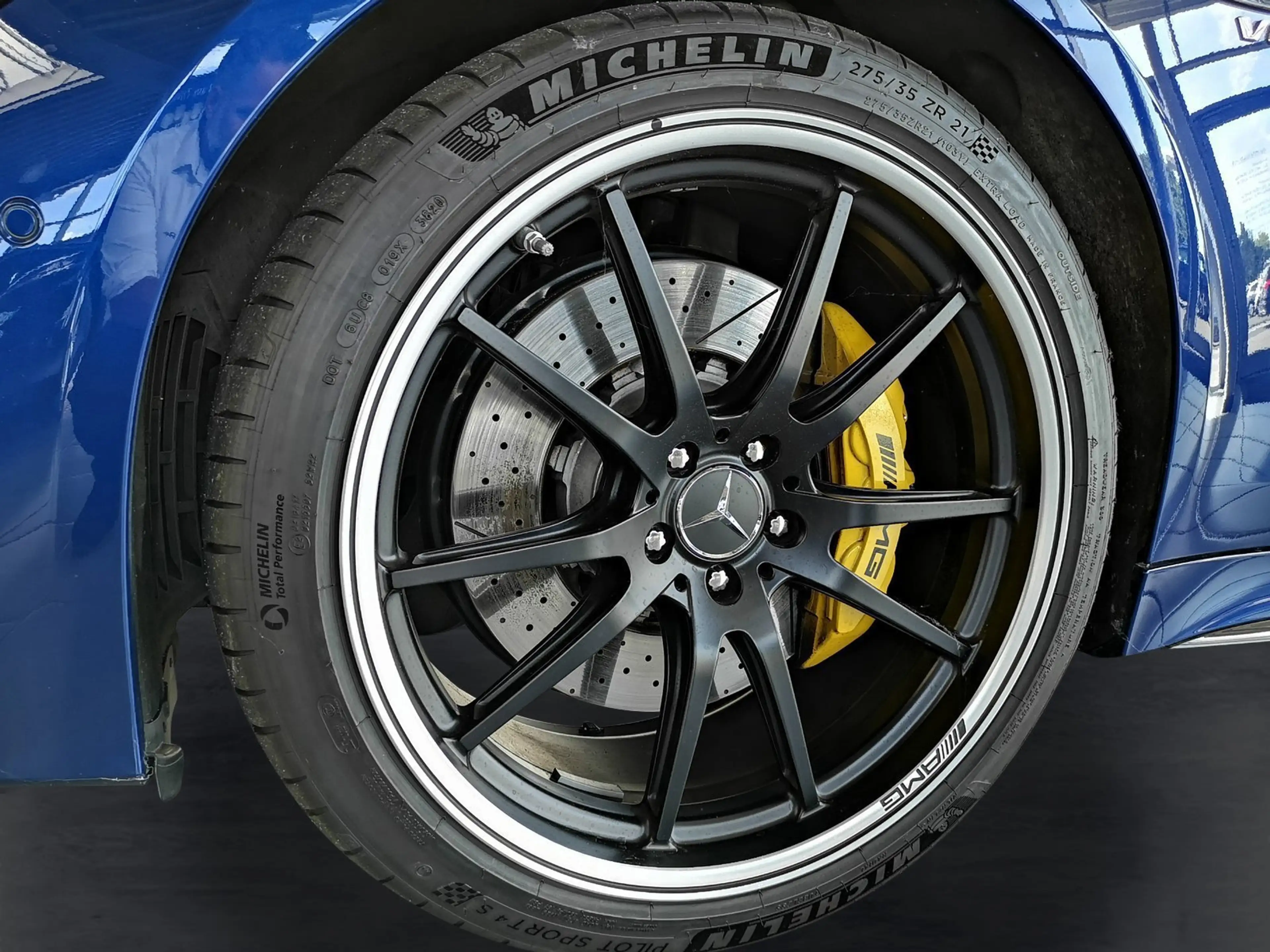 Mercedes-Benz AMG GT GT 63 S 4M+PERFORMANCE SITZE+360+BURMESTER+H — photo 12