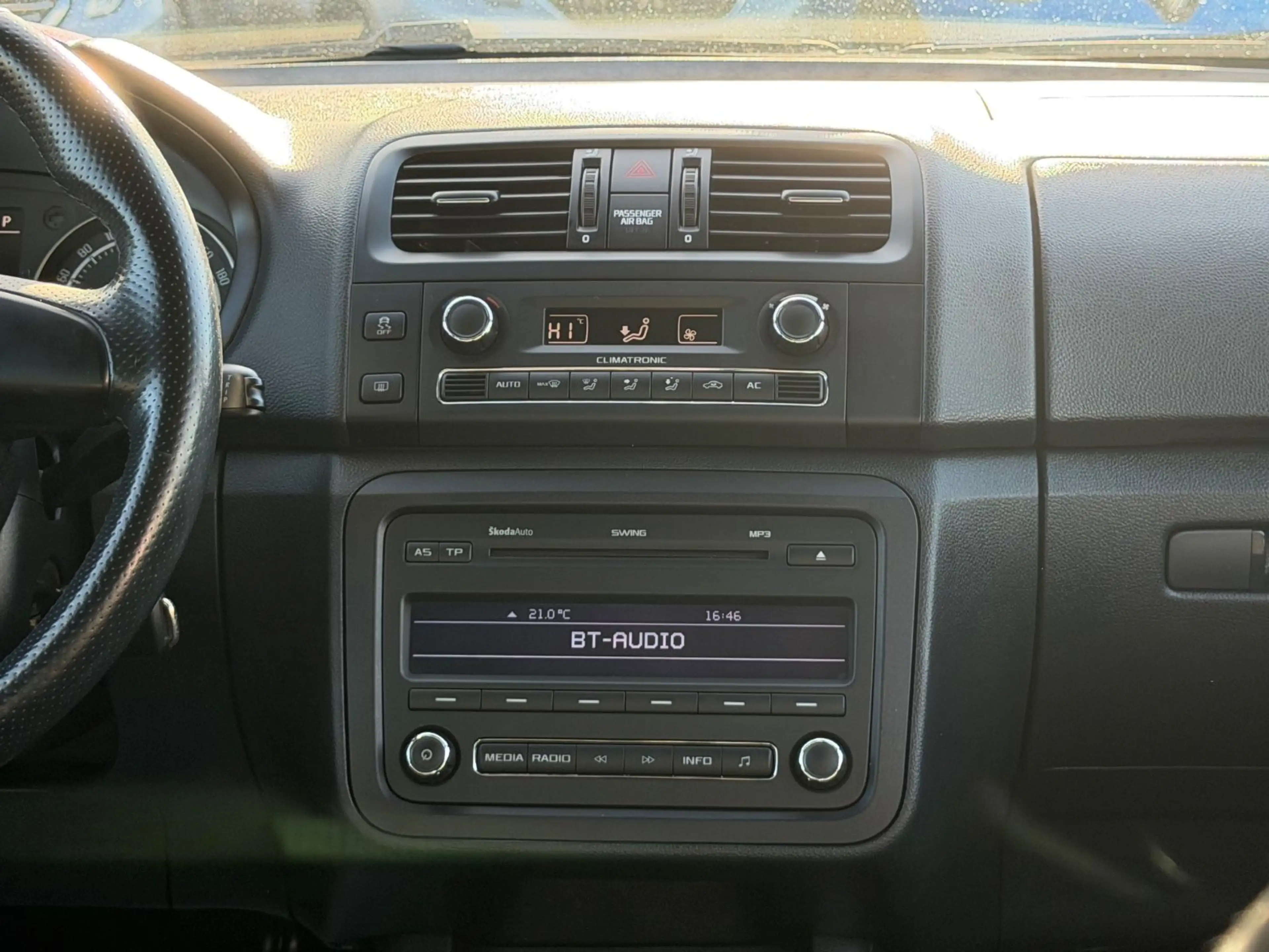 Skoda Fabia RS*AUTOMATIK*SHZ*PDC*KLIMA*TEMPOMAT — photo 17