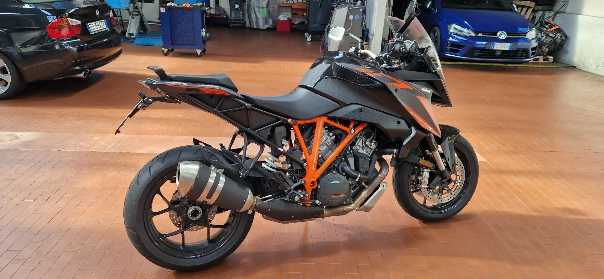 KTM 1290 Super Duke GT Nero - 2