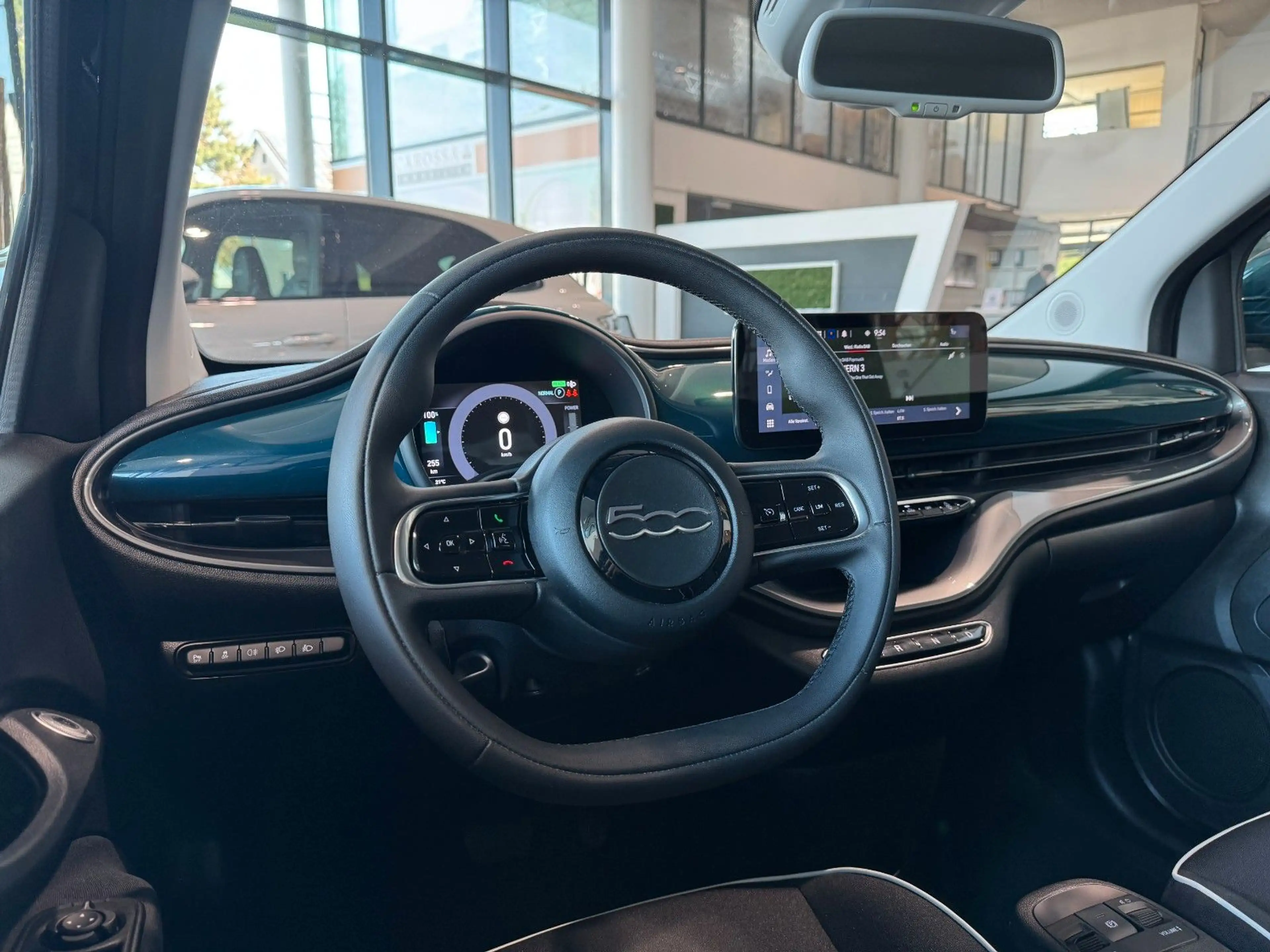 Fiat 500e 42kW/h SmartphoneInt SpurhalteA Shzg Kamera — photo 4