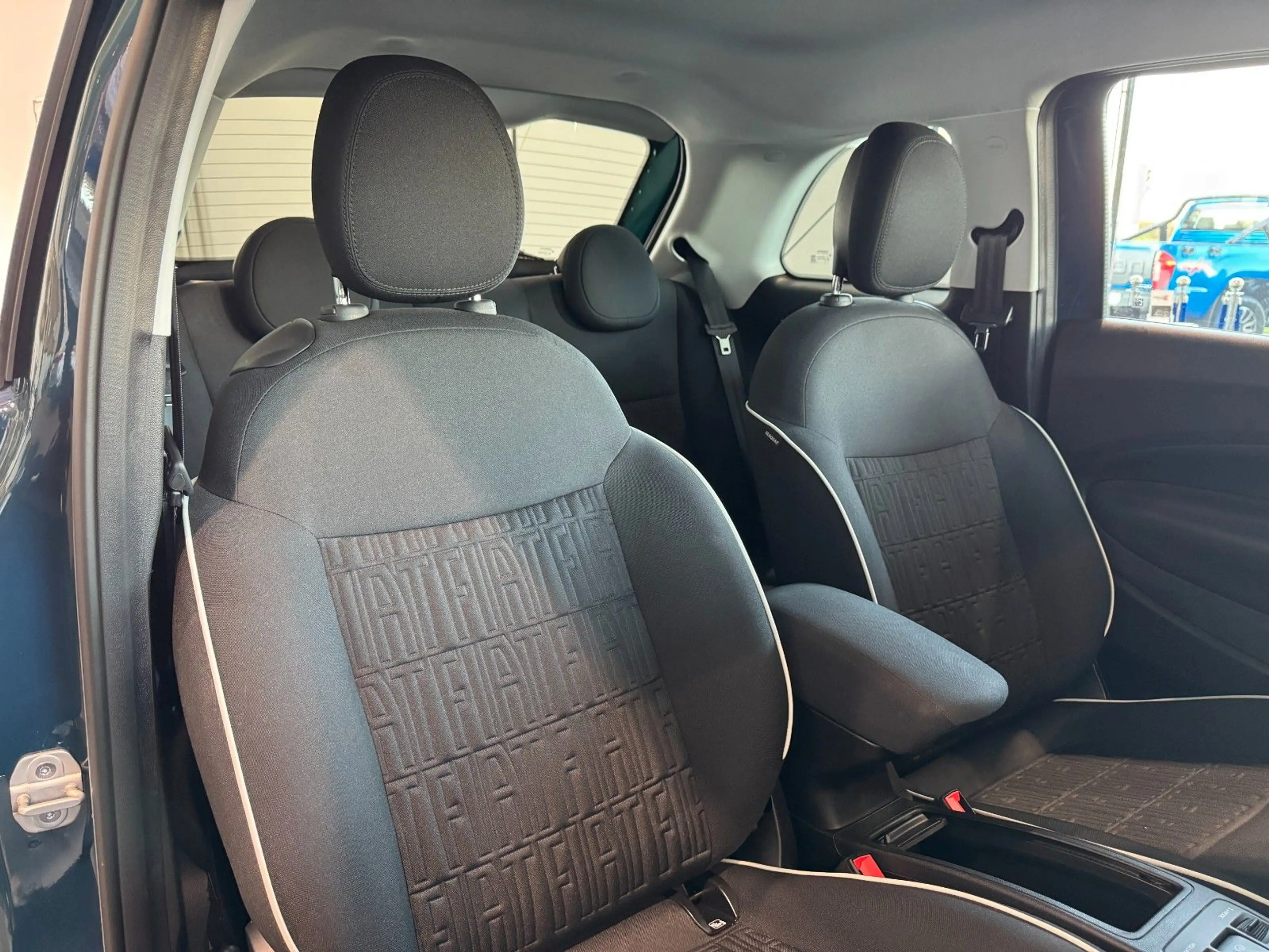 Fiat 500e 42kW/h SmartphoneInt SpurhalteA Shzg Kamera — photo 12