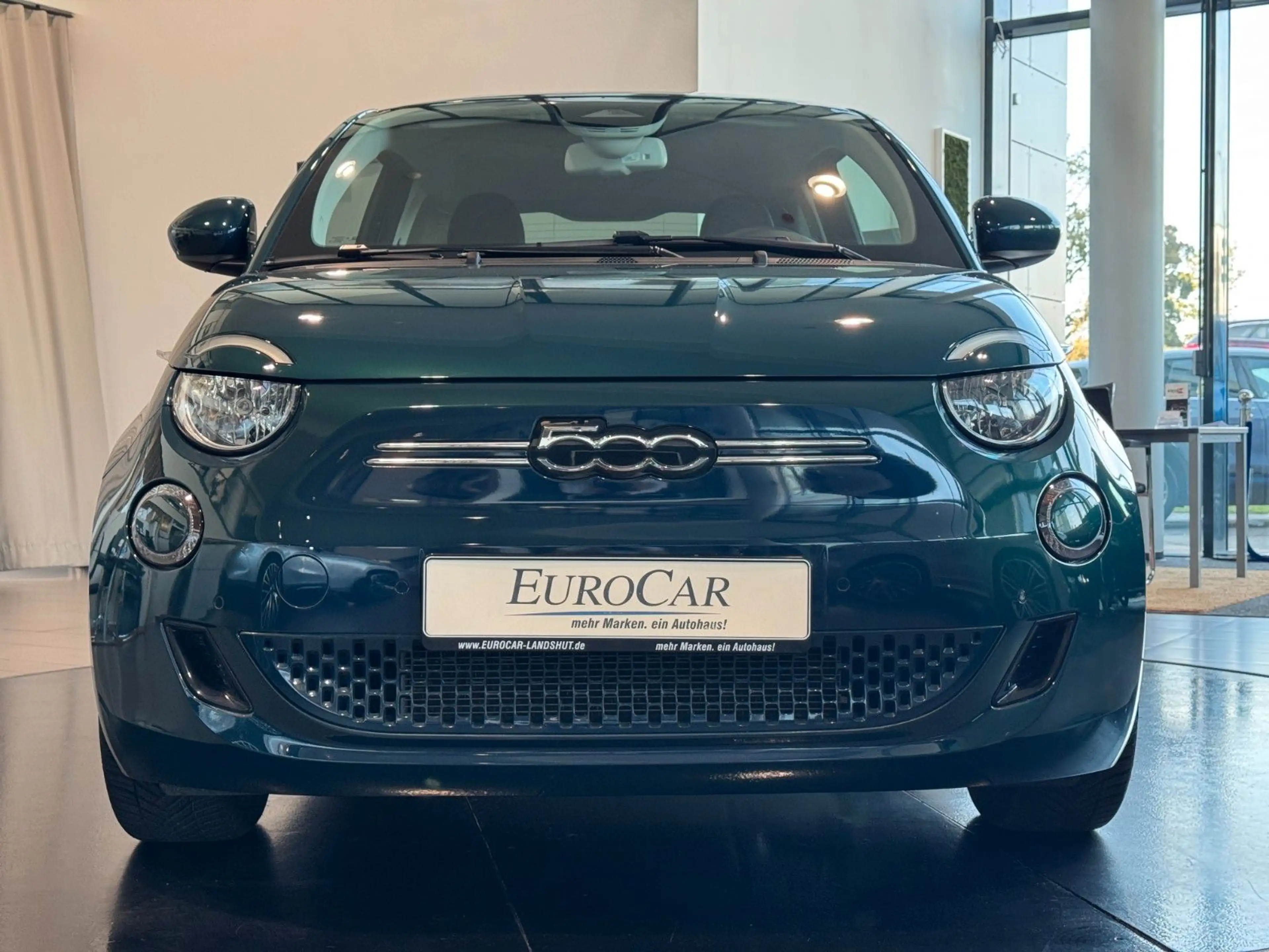 Fiat 500e 42kW/h SmartphoneInt SpurhalteA Shzg Kamera — photo 14