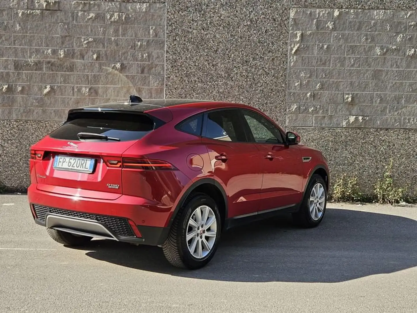 Jaguar E-Pace 2.0D 150 CV AWD Auto S Piros - 2