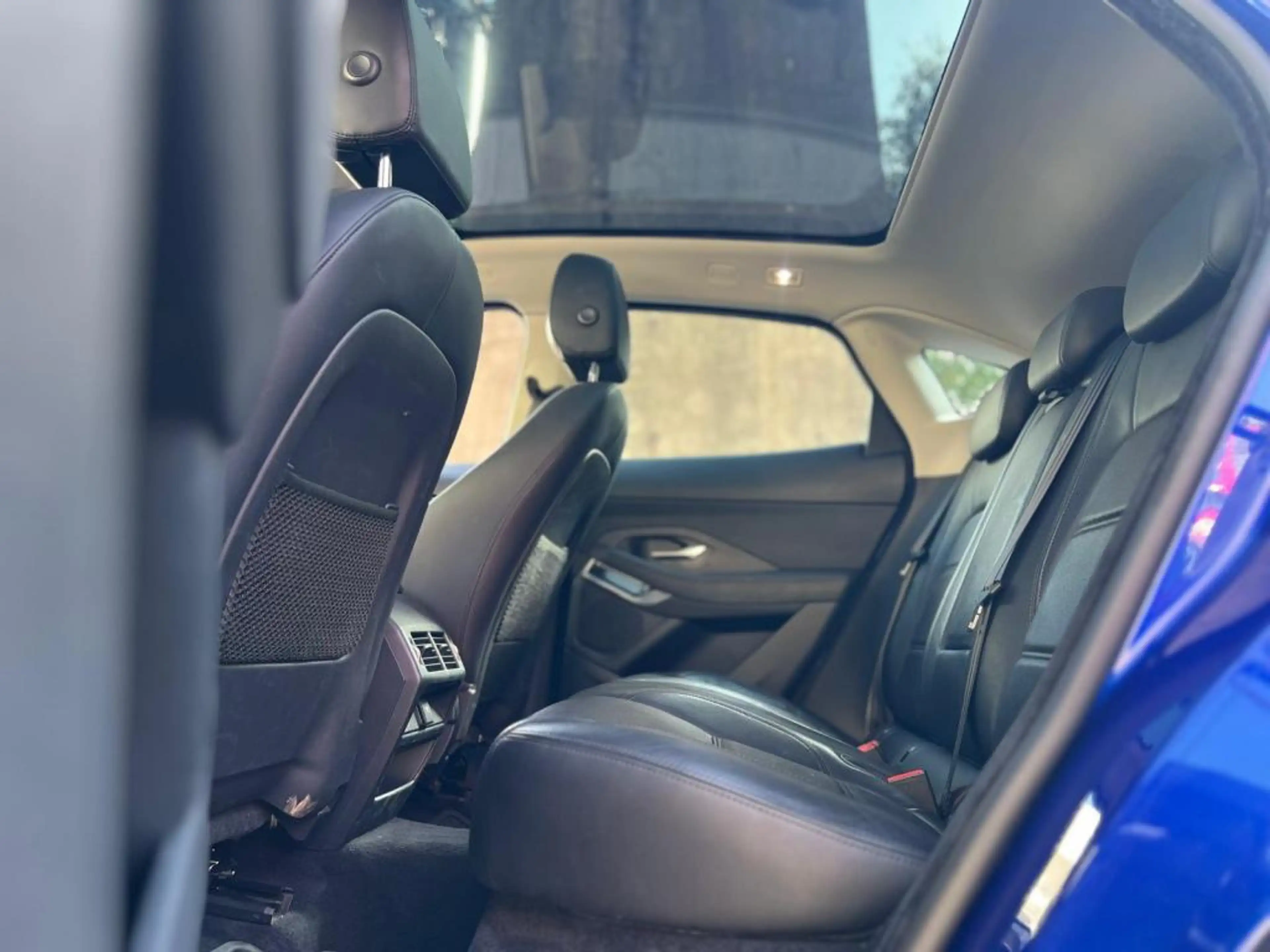 Jaguar E-Pace AUTOMATIQUE / DIESEL / TOIT PANORAMIQUE / — photo 14