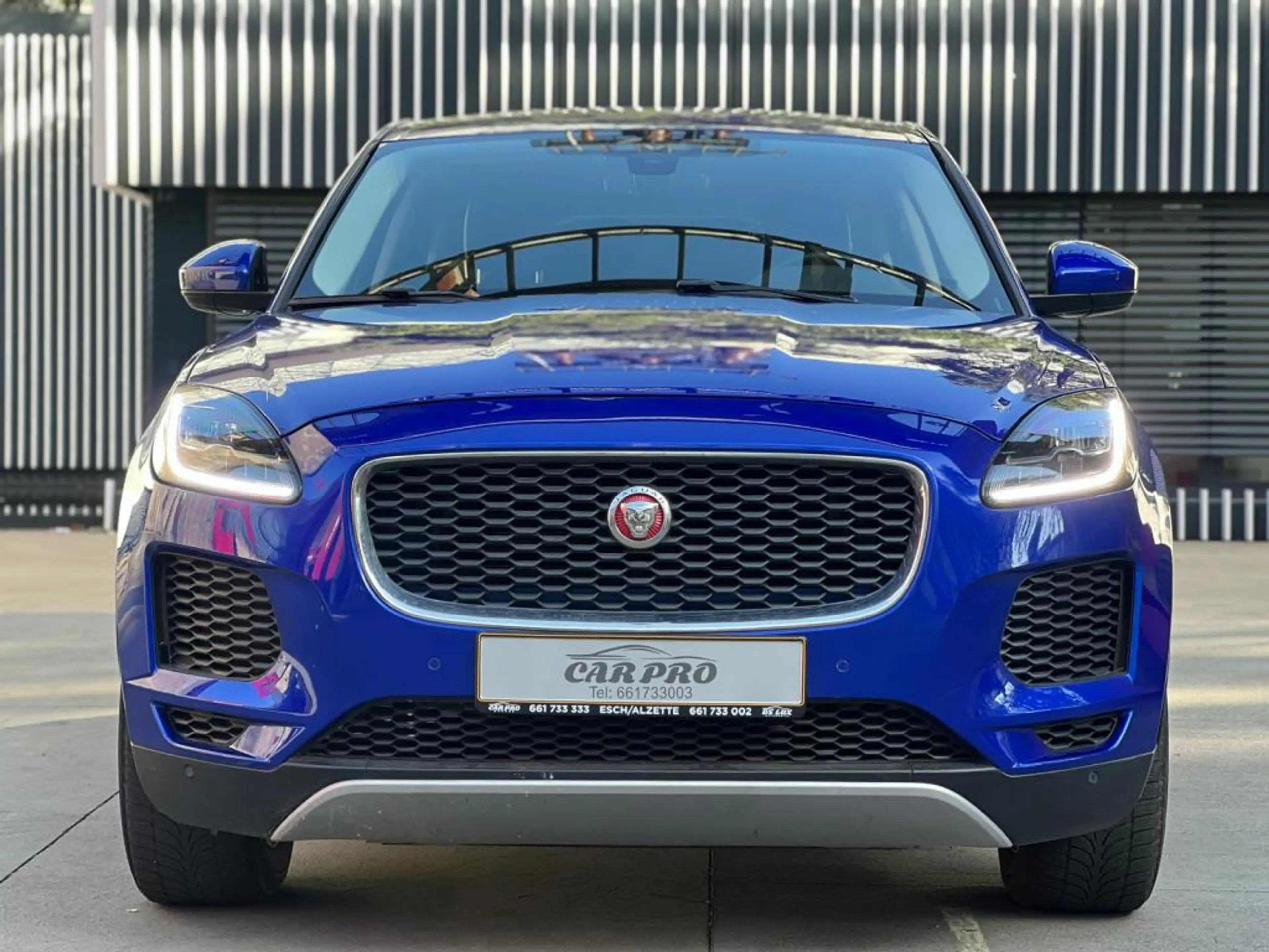 Jaguar E-Pace AUTOMATIQUE / DIESEL / TOIT PANORAMIQUE / — photo 5