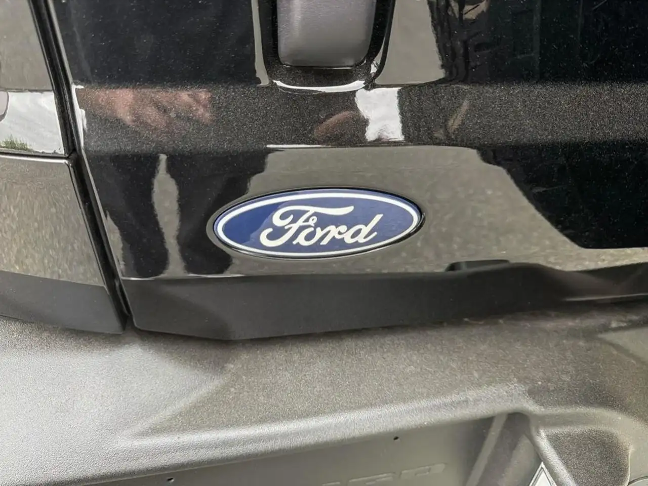 Ford Bronco снимка Ford Bronco