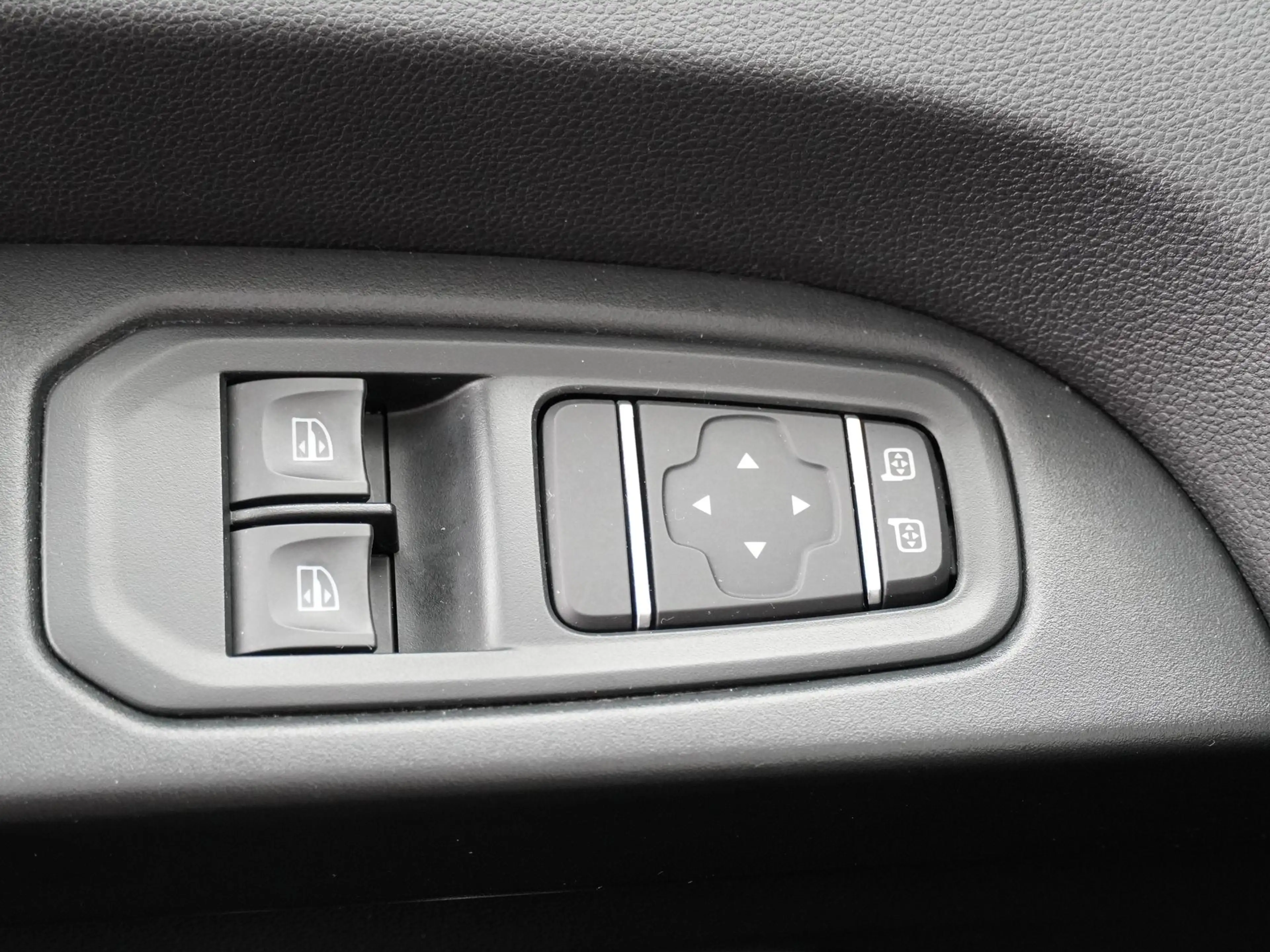 Renault Trafic Passenger Energy Blue dCi 110 Authentique | 9-Pers — photo 12