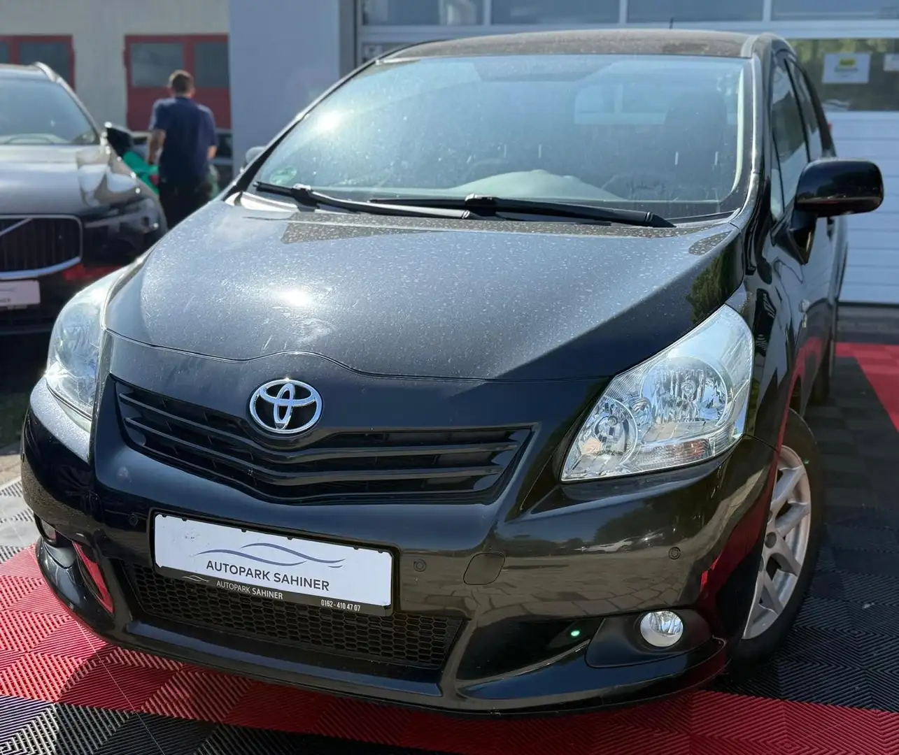 Toyota Verso Travel Noir - 1