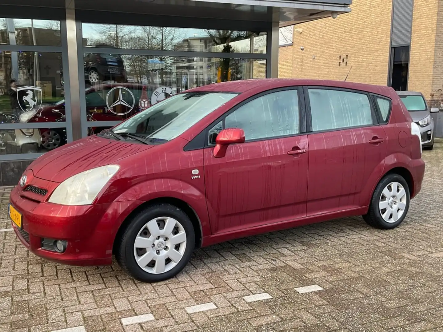 Toyota Verso 1.8 VVT-I SOL 7P. Piros - 2