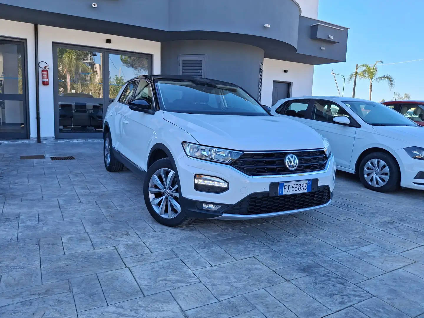 Volkswagen T-Roc T-Roc 1.0 tsi Advanced - 1