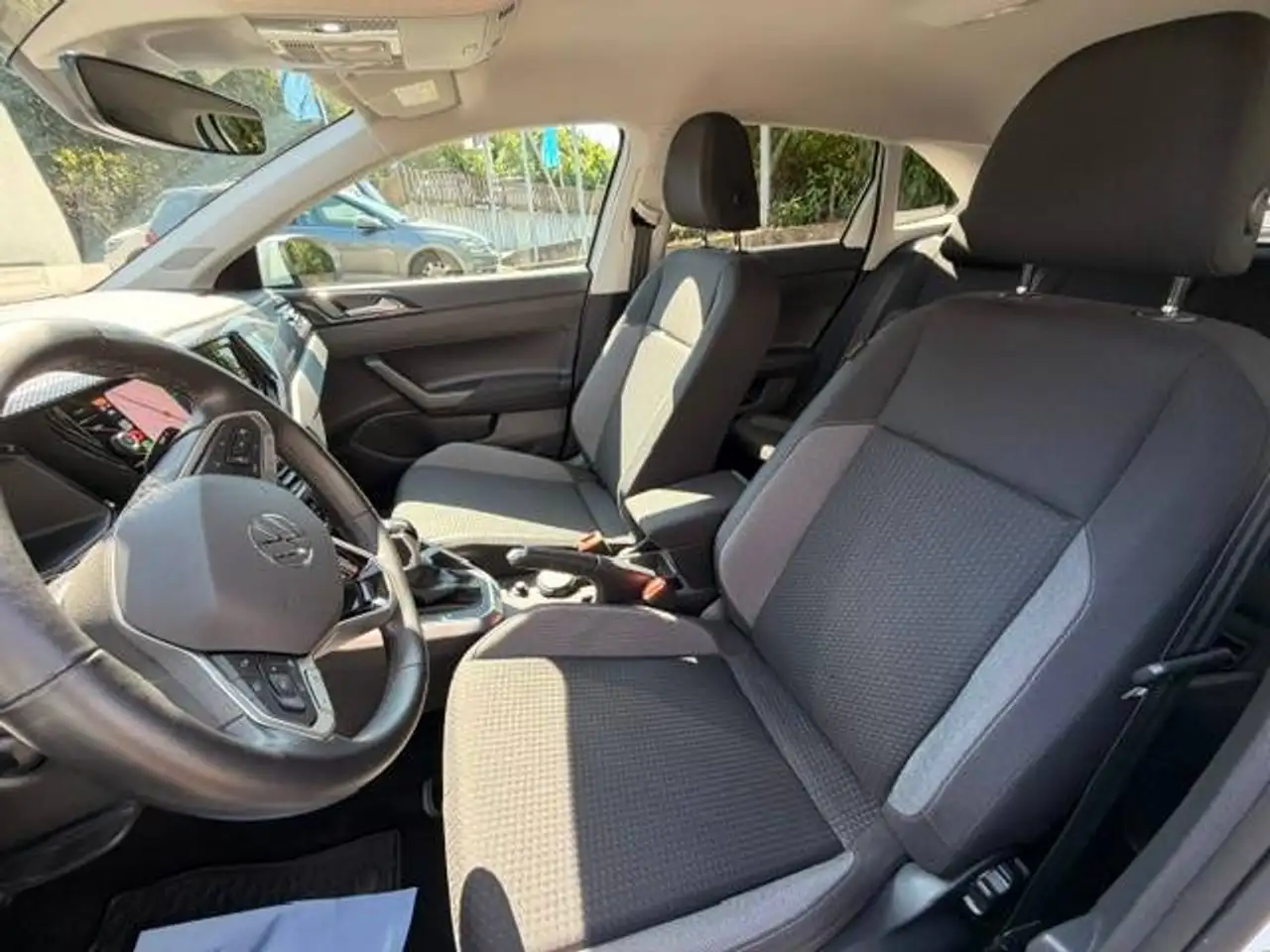 Volkswagen Taigo 1.0TSI DSG Life *Anhängerkupplung*Keylessentry Kessy*2 Zonen Klimaautomatik*Rückfahrkamera*Navigation-vorbereitet*, миниатюра 10