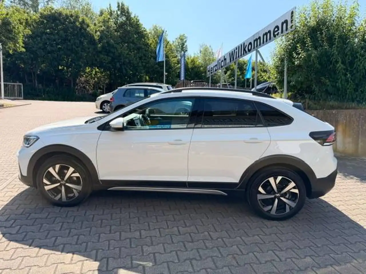 Volkswagen Taigo 1.0TSI DSG Life *Anhängerkupplung*Keylessentry Kessy*2 Zonen Klimaautomatik*Rückfahrkamera*Navigation-vorbereitet*, миниатюра 7