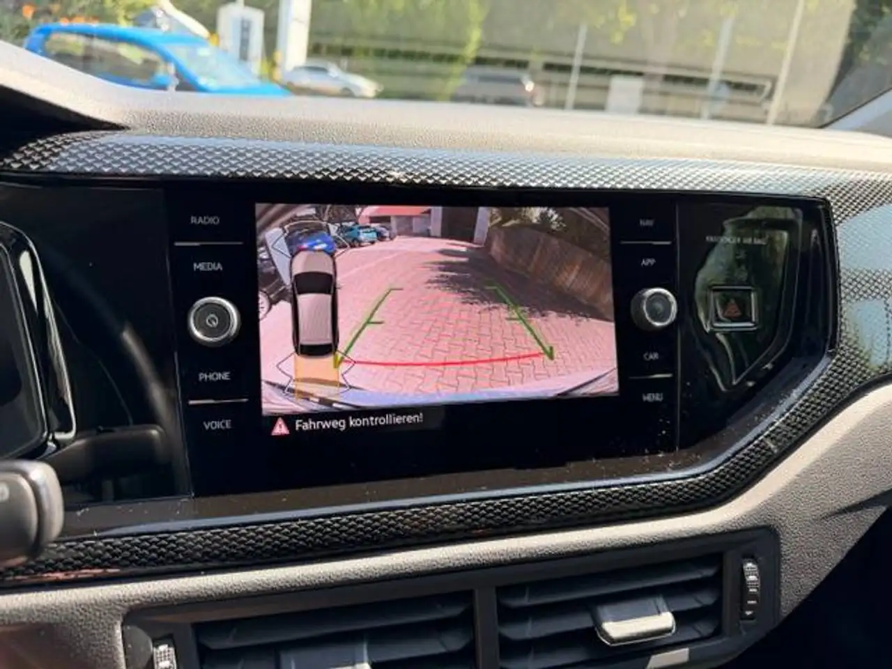 Volkswagen Taigo 1.0TSI DSG Life *Anhängerkupplung*Keylessentry Kessy*2 Zonen Klimaautomatik*Rückfahrkamera*Navigation-vorbereitet*, миниатюра 16