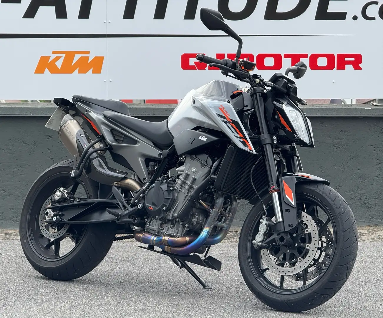 KTM 790 Duke Gri - 1