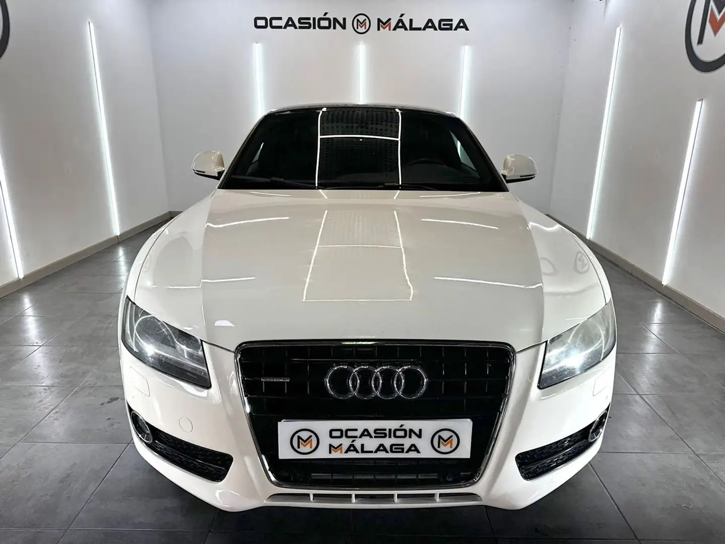 Audi A5 Coupé 2.7TDI Multitronic Blanco - 2