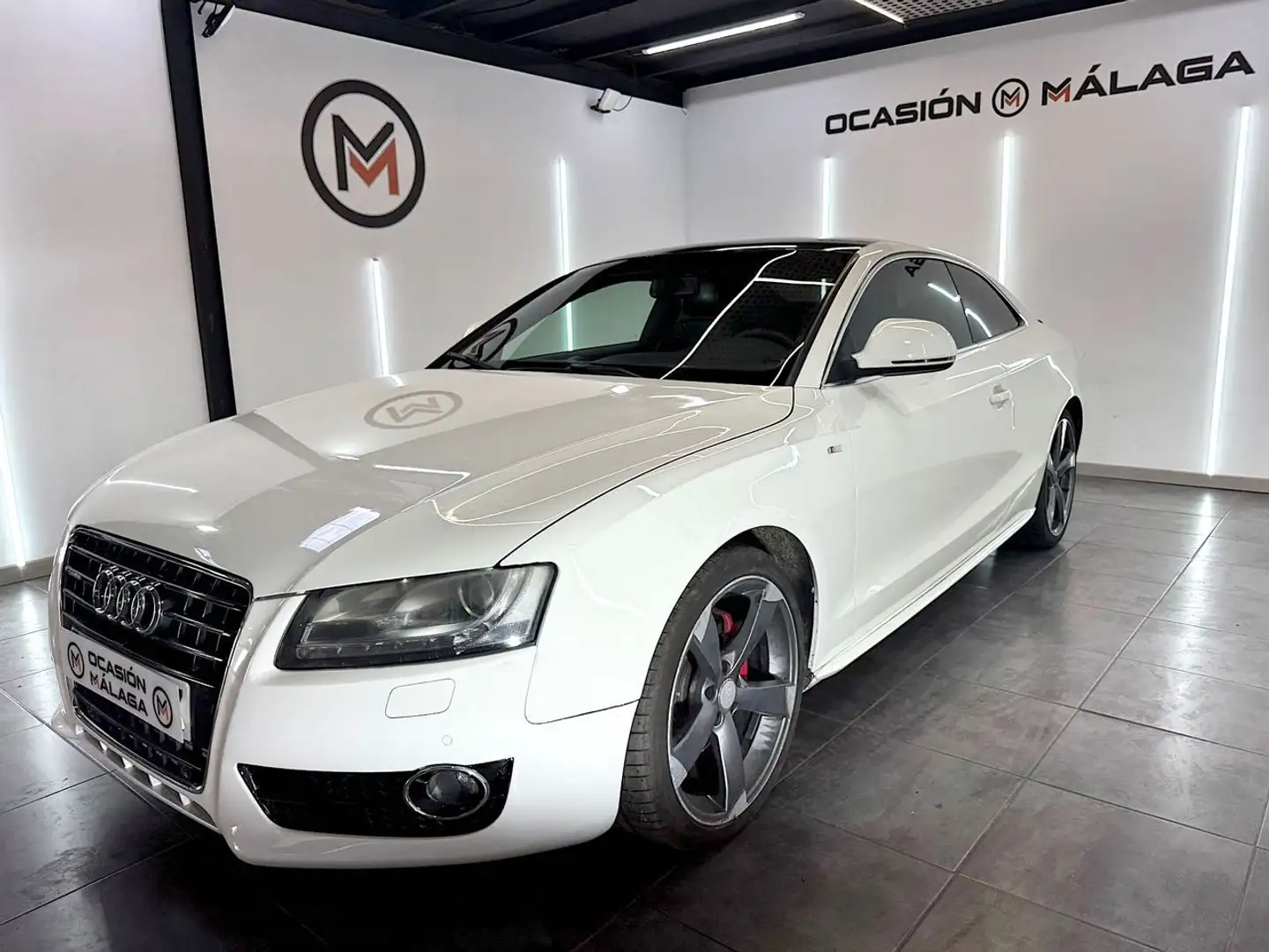 Audi A5 Coupé 2.7TDI Multitronic Blanco - 1