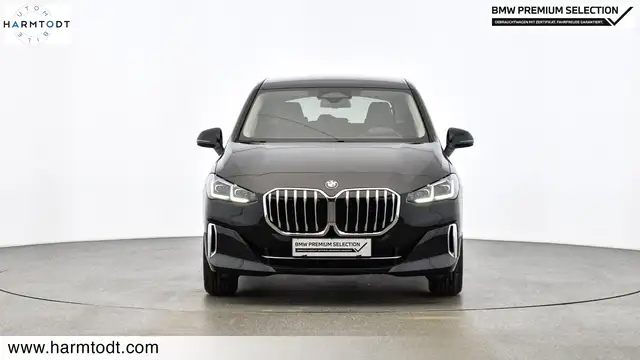 BMW 2 Series view 6
