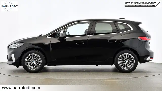 BMW 2 Series view 3