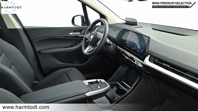 BMW 2 Series view 14