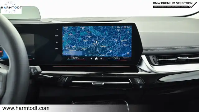 BMW 2 Series view 11