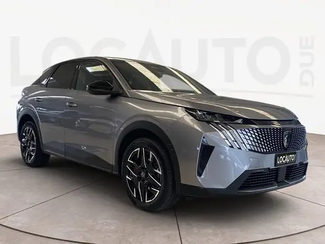 Peugeot 3008 view 3