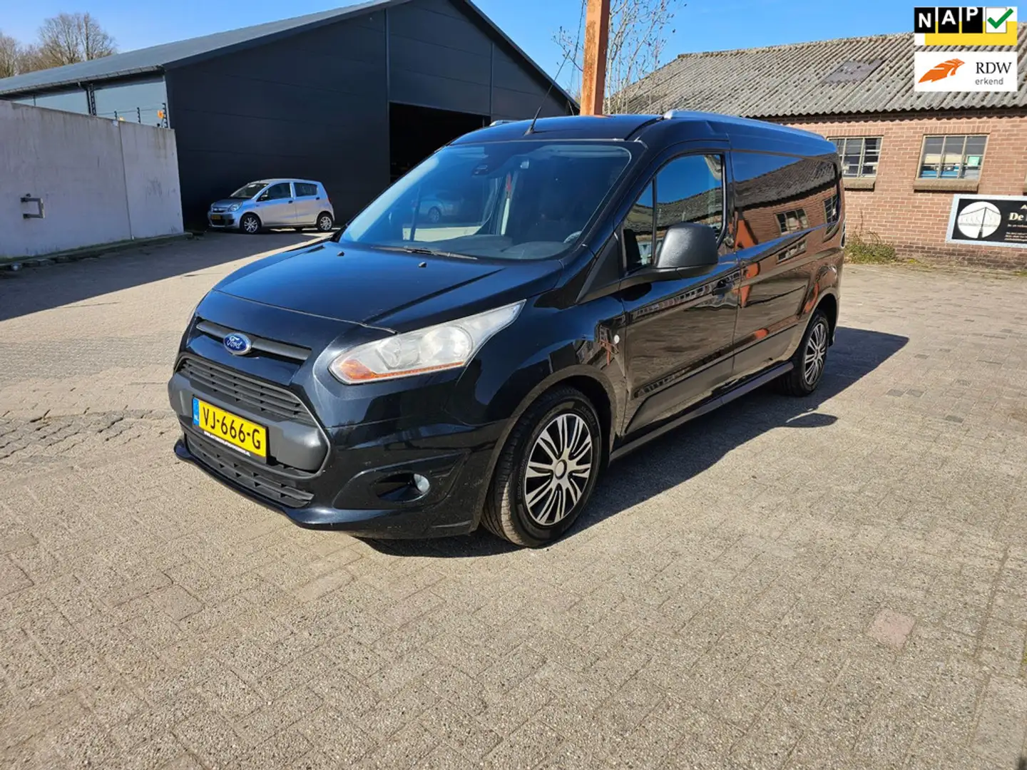 Ford Transit Connect 1.6 TDCI L2 Trend,3 Zitsplaatsen,Apk,Airco,Nap Zwart - 1