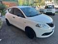 Lancia Ypsilon 1.0 FireFly 5 porte S&S Hybrid Ecochic Silver Bianco - thumbnail 2