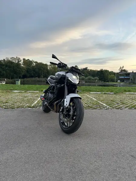 Yamaha MT-07 - foto 3