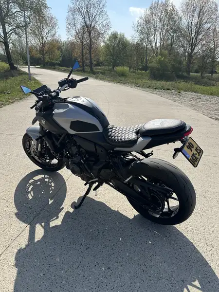 Yamaha MT-07 - foto 6