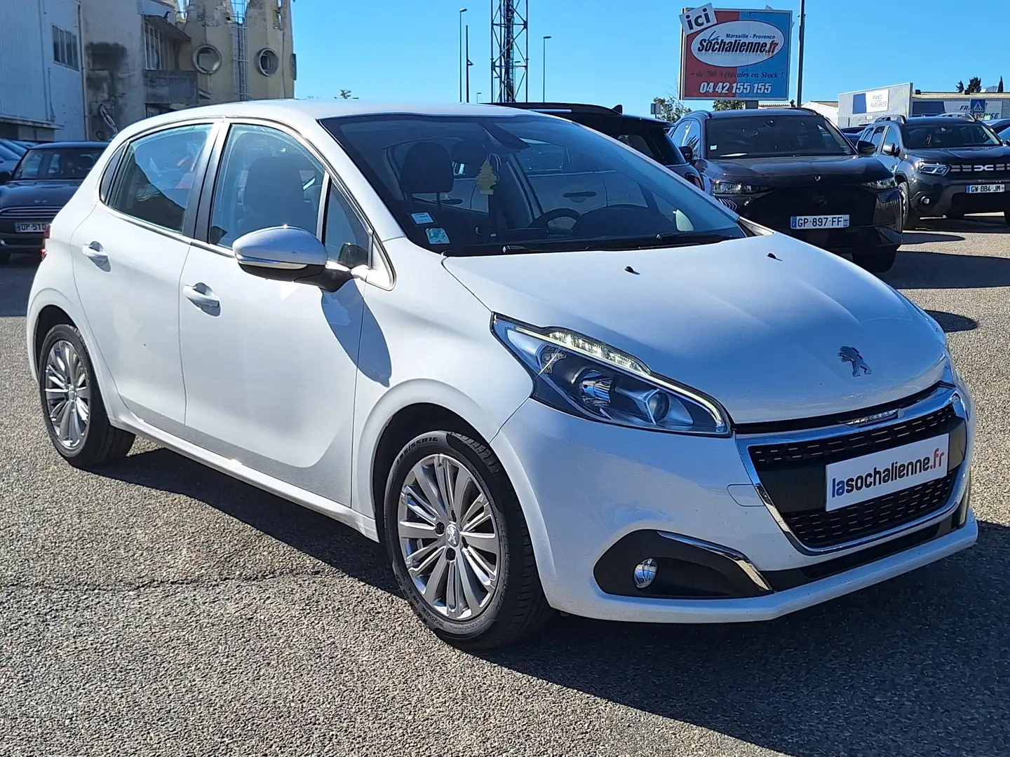 Peugeot 208 PureTech 82ch S\u0026amp;S BVM5 Active + gps + carplay et android auto + radar recul + jantes alu + rétros rabattables él Wit - 2