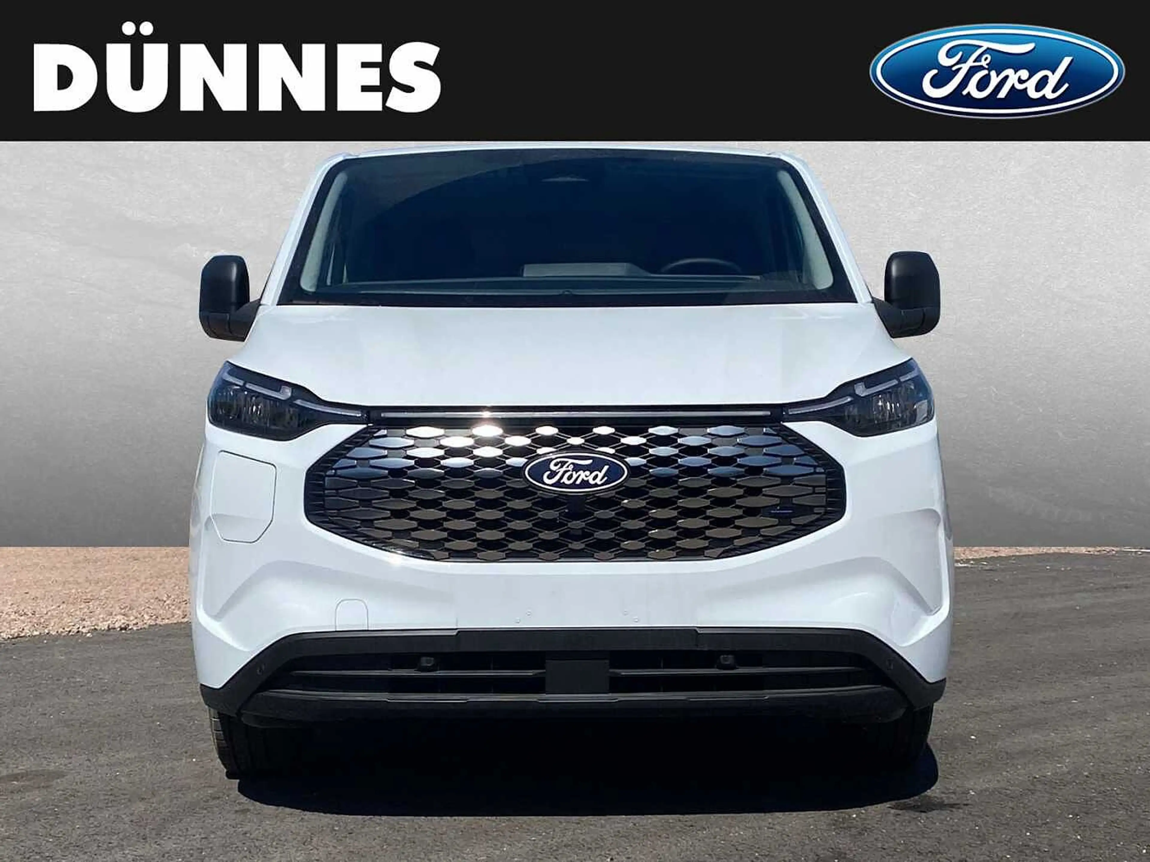 Ford E-Transit Custom 8-Sitzer L1H1 — photo 8
