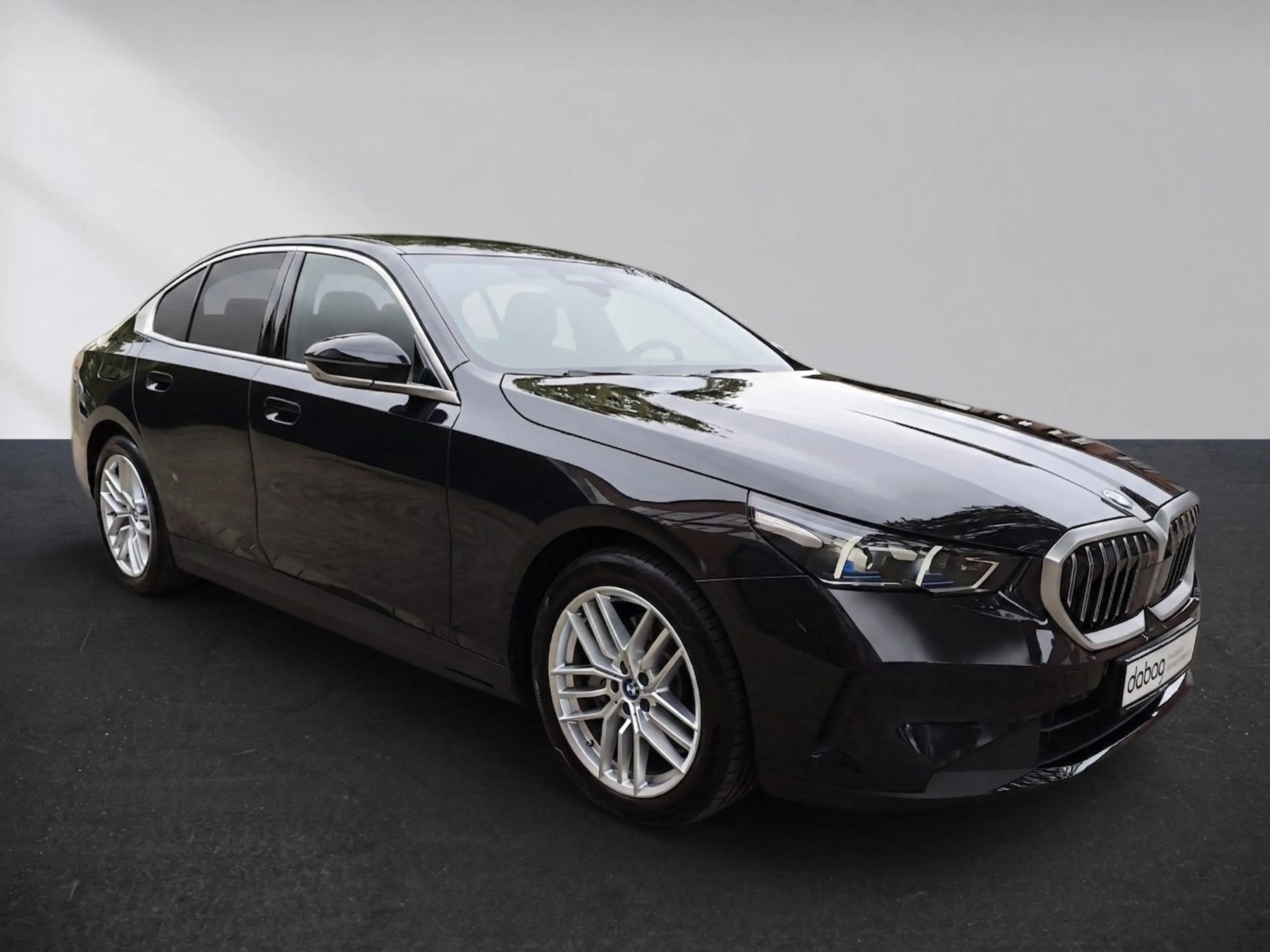 BMW i5 40 eDrive Innovation - Travel - Comfort — photo 2