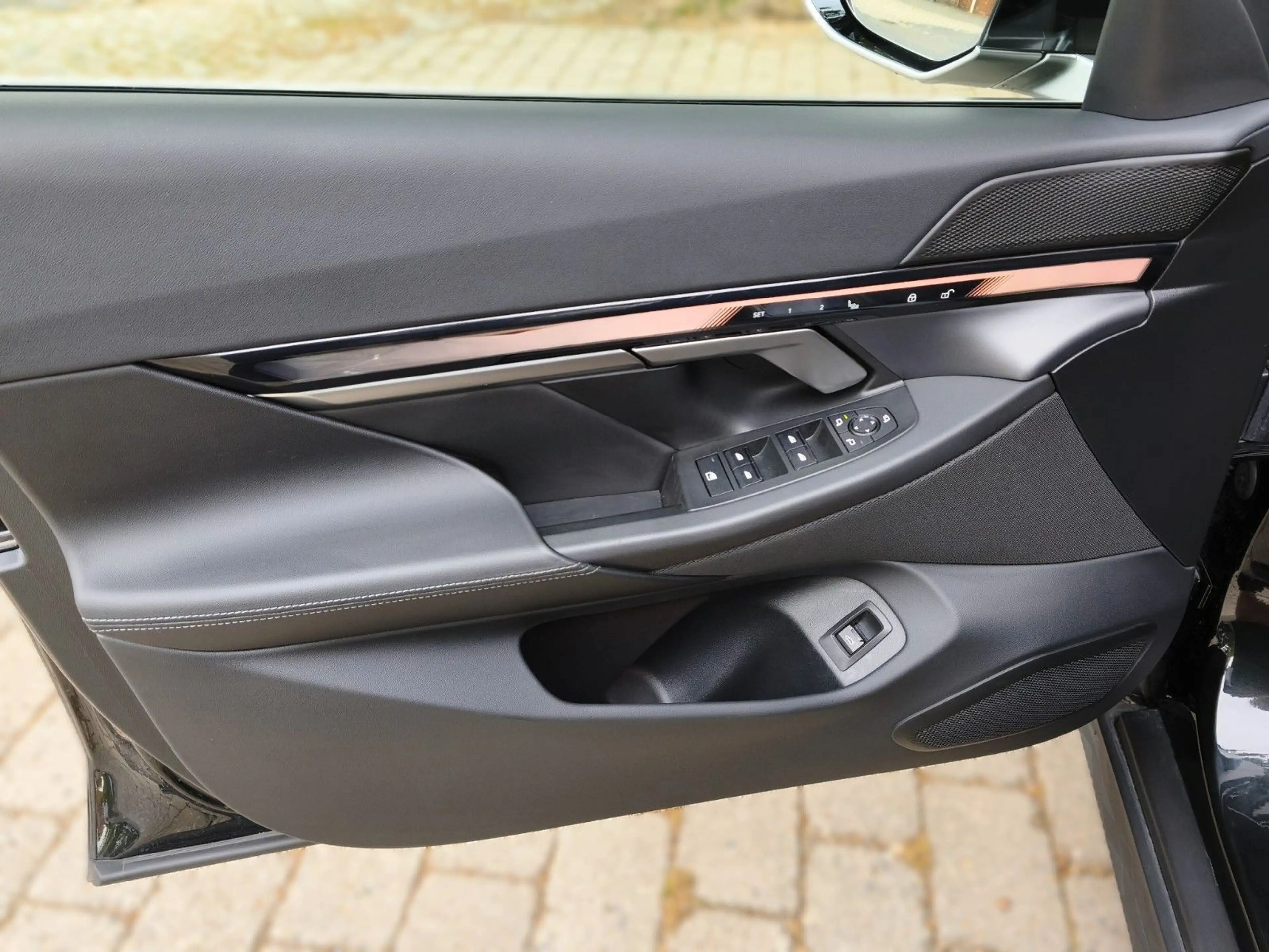 BMW i5 40 eDrive Innovation - Travel - Comfort — photo 15