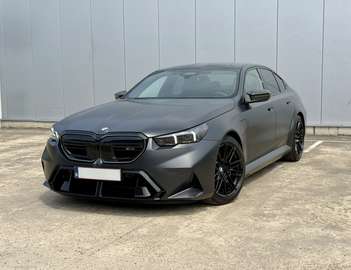BMW M5 - BTW AFTREKBAAR - M Driver’s Pack - Carbon