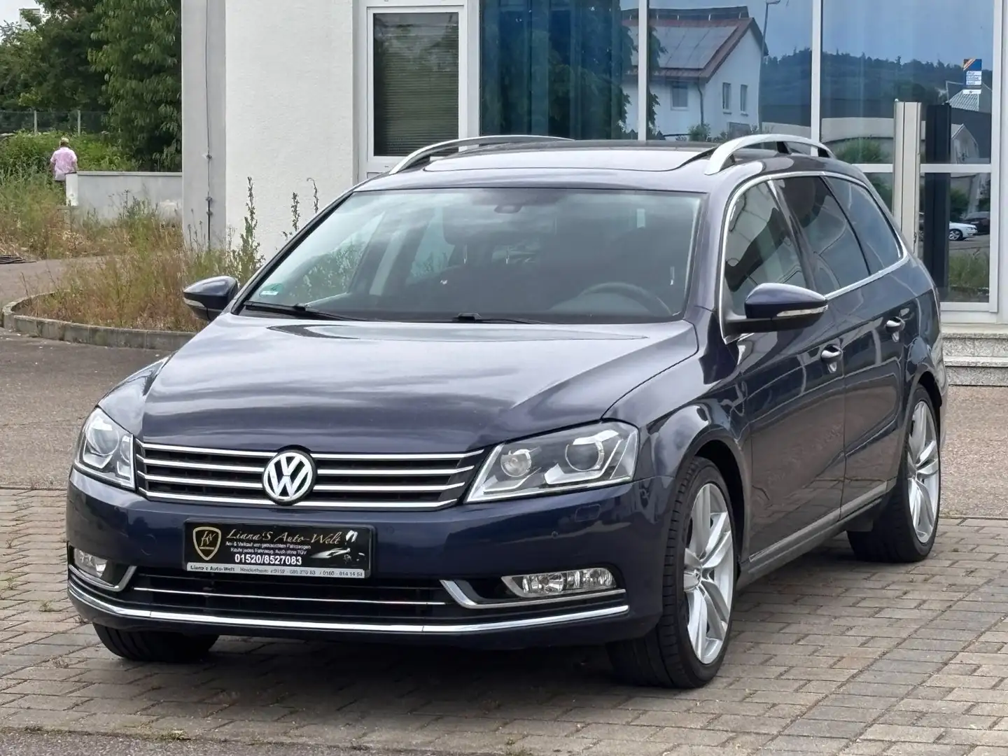 Volkswagen Passat Variant Highline Pano Leder DSG AHK ELD Blau - 2