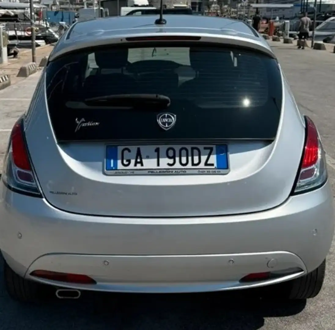 Lancia Ypsilon 1.2 Gold s&s 69cv my19 - 2