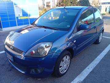 Fiesta V 2006 3p 1.2 Ghia