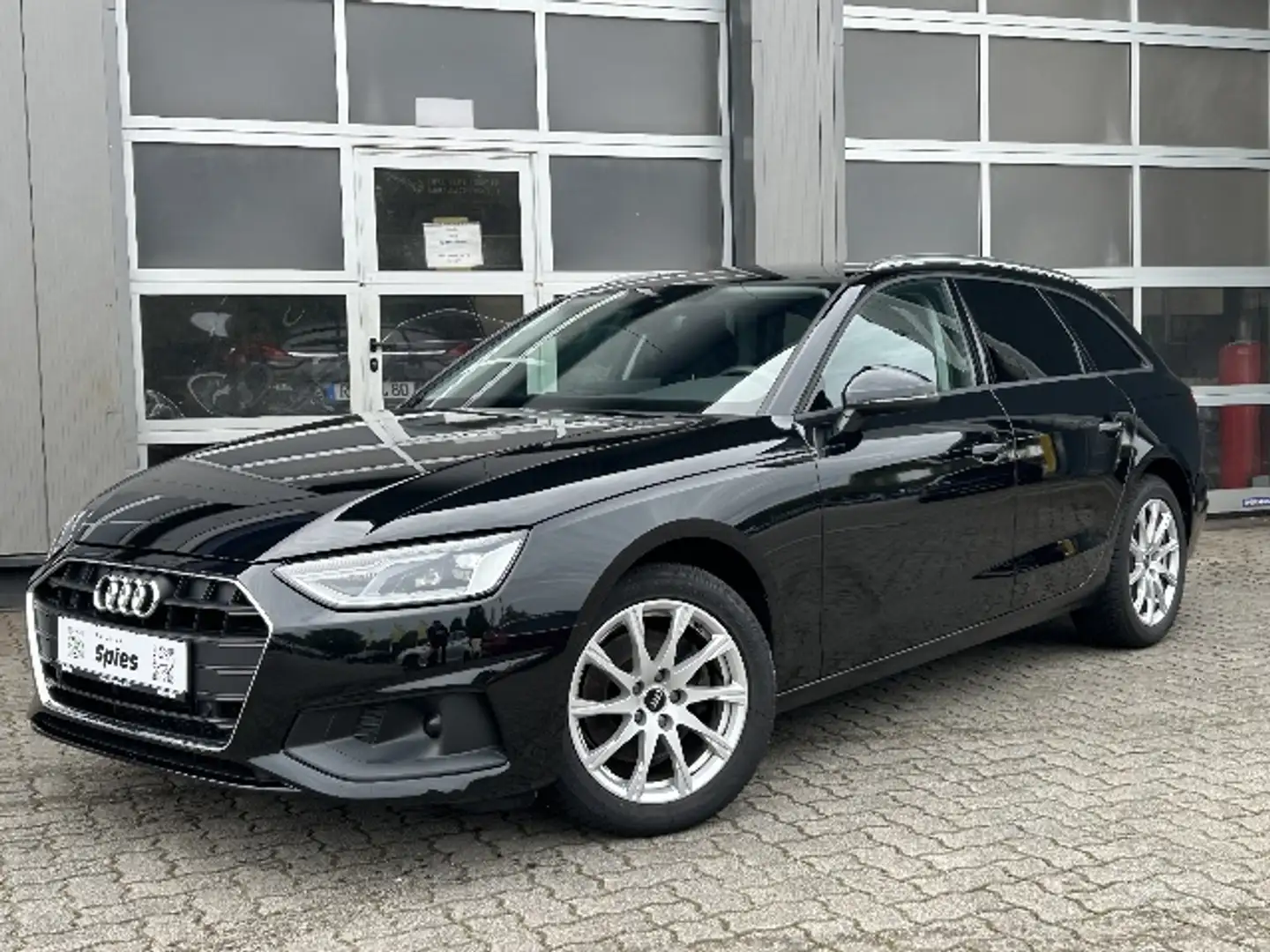 Audi A4 Avant 2.0 TDI Massage ACC Kamera LED AHK Noir - 1