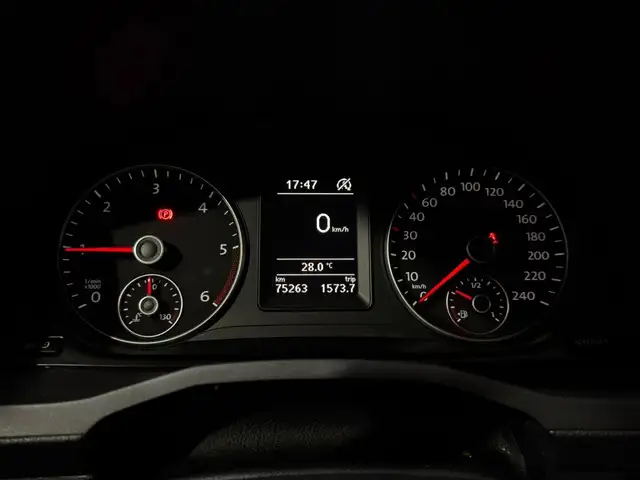 Volkswagen Caddy view 25