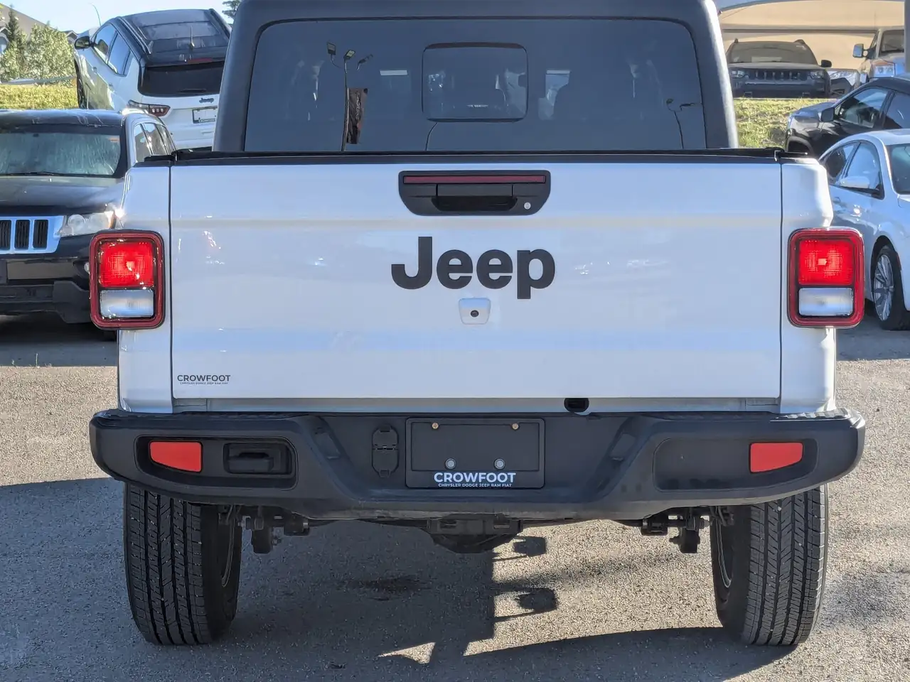 Jeep Gladiator снимка Jeep Gladiator