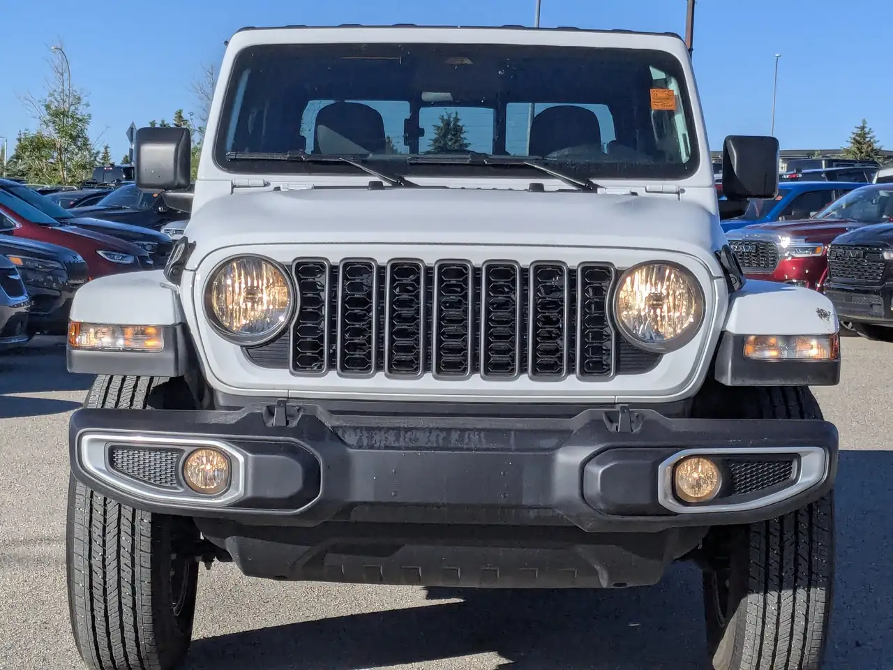 Jeep Gladiator снимка Jeep Gladiator